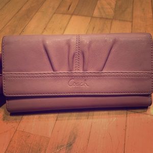 Coach Wallet pale pink
